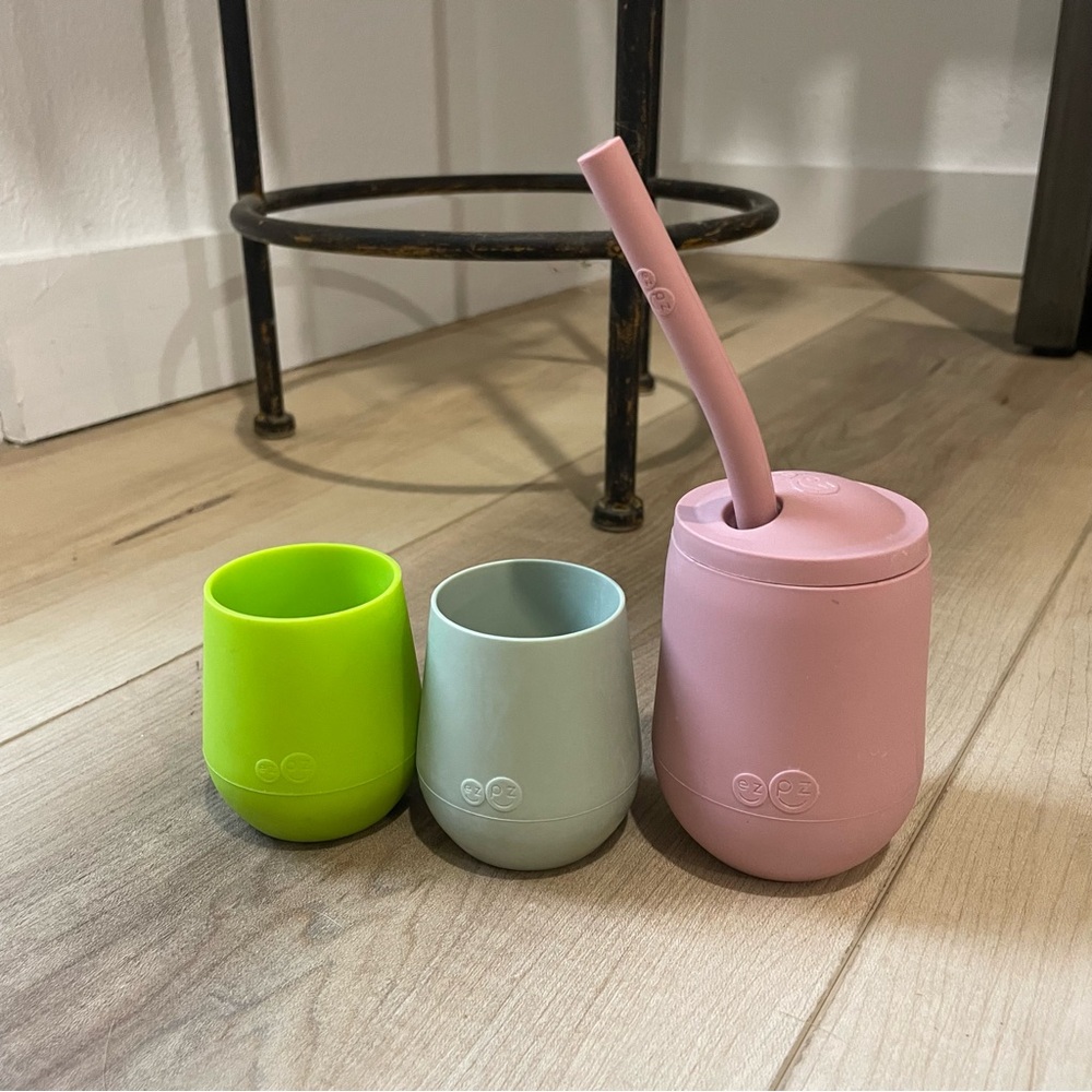 EZPZ Toddler Mini Cup & Straw + tiny cups